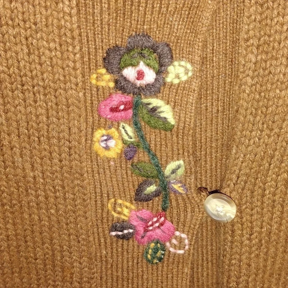 Vintage Embroidered Angora Blend Knit OshKosh Sweater 14/16